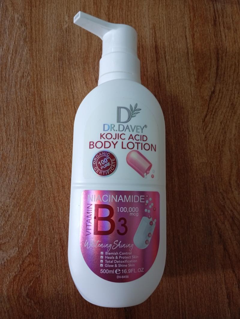 Dr davey kojic with Niacinamide lotion