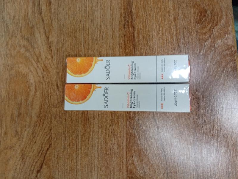Sadoer vitamin c eye cream 