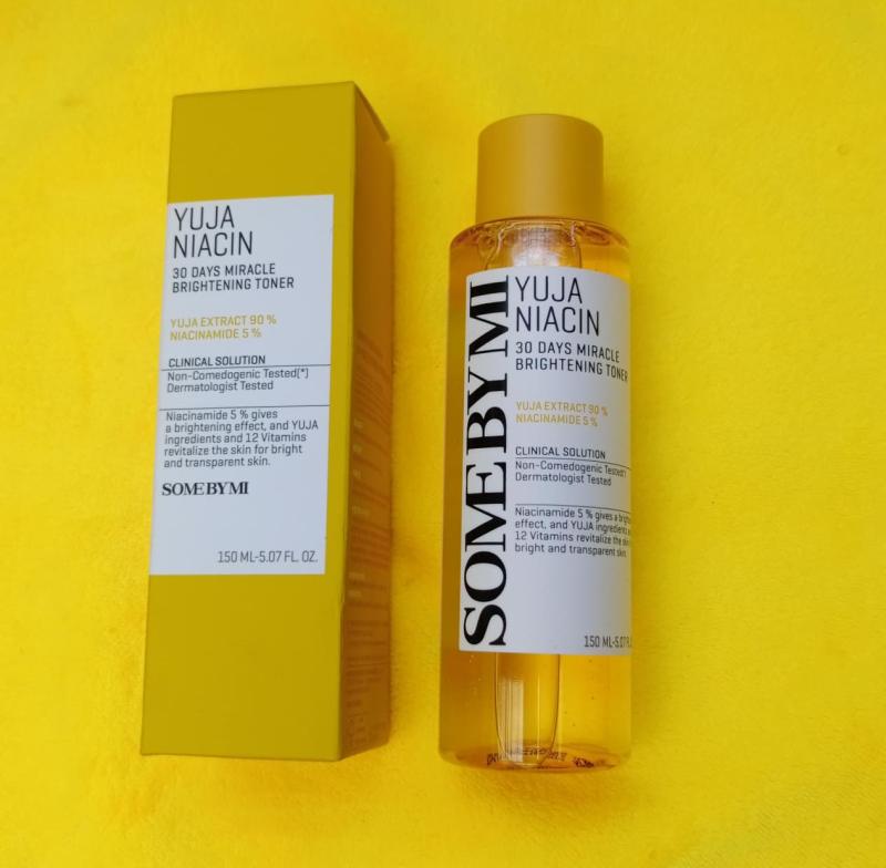 YUNA NIACIN miracle brightening toner